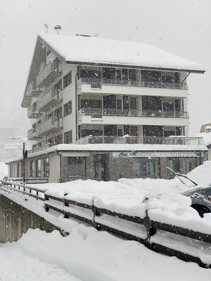 Hotel Ginepro Aprica Exterior foto